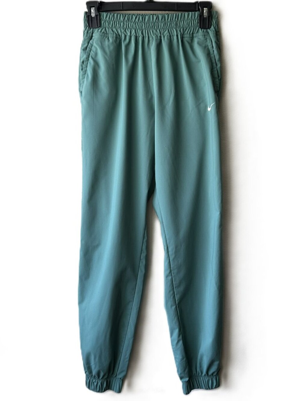 Nike Girls Youth Large Dri-FIT One Woven Jogger Pants Green FD2857 Athletic
